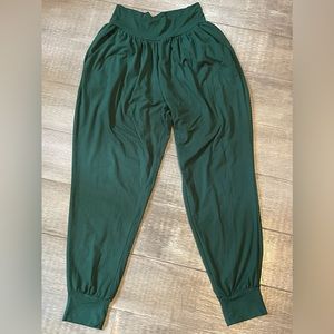 DIBAOLONG Green Pants Size Small